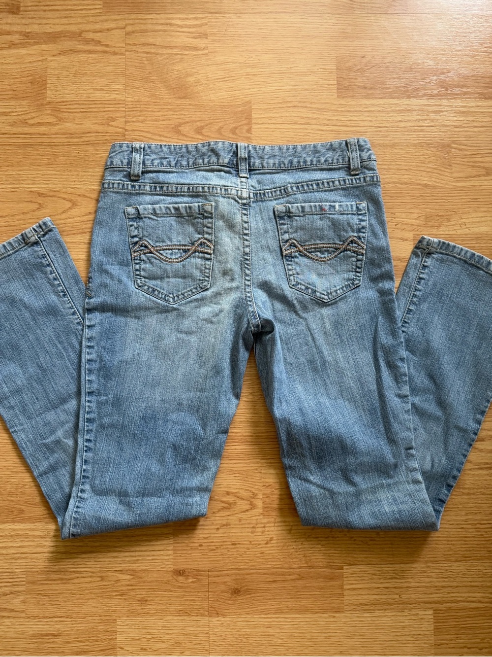 Mossimo Fit 6 Ultra Low Rise Bootcut Jeans Size 5S 7” Rise Light Wash Y2K